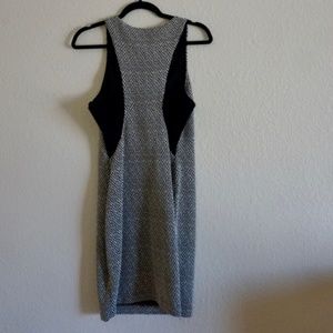 Myne Dresses - Myne Chevron Pattern Sleeveless Dress Myne Dresses - Myne Chevron Pattern Sleeveless Dress